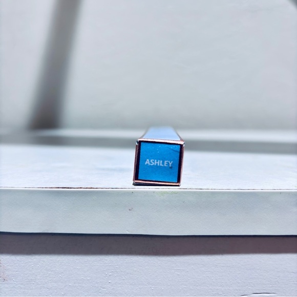 💄 The Beauty Bybel Lip Liner — “Ashley” (NIB) - Picture 4 of 6